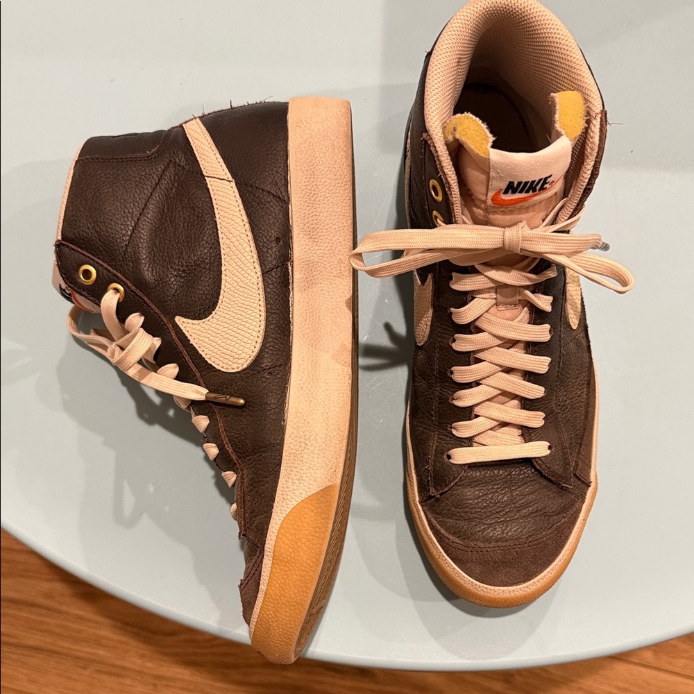 Nike High-Top